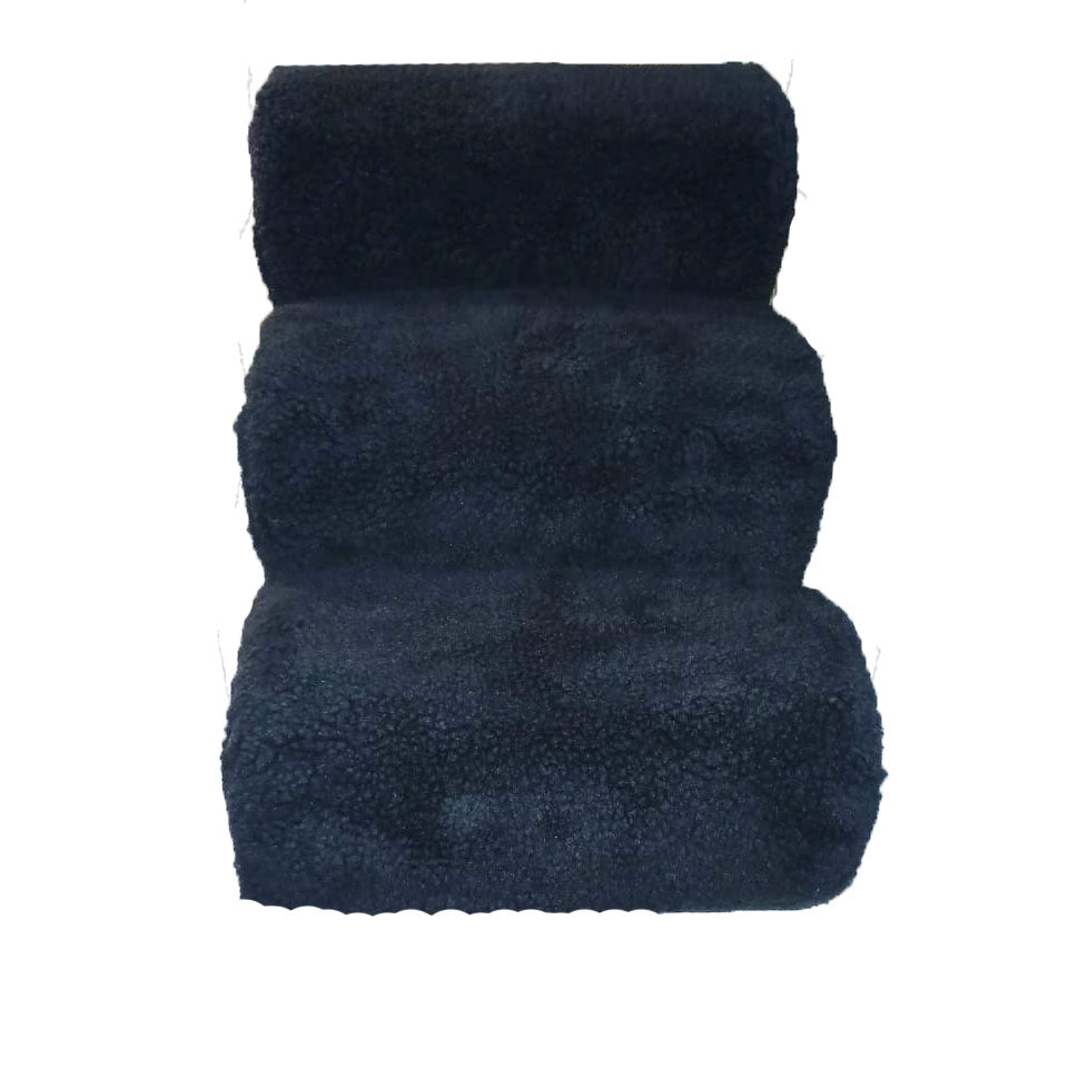 Escada Dubai Pelúcia Carneirinho Estrutura Madeira Resistente Durável 40 Cm